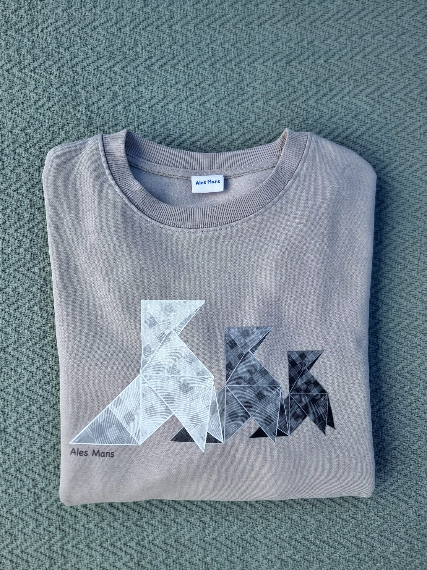 Sudadera  Trío de  Pajaritas neutras